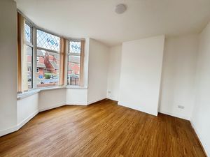 Lounge- click for photo gallery